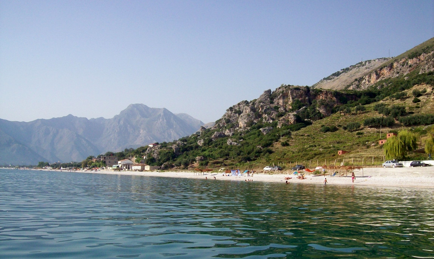 Strand Borsh — Albania's longest Ionian beach backed by olive groves and mountains